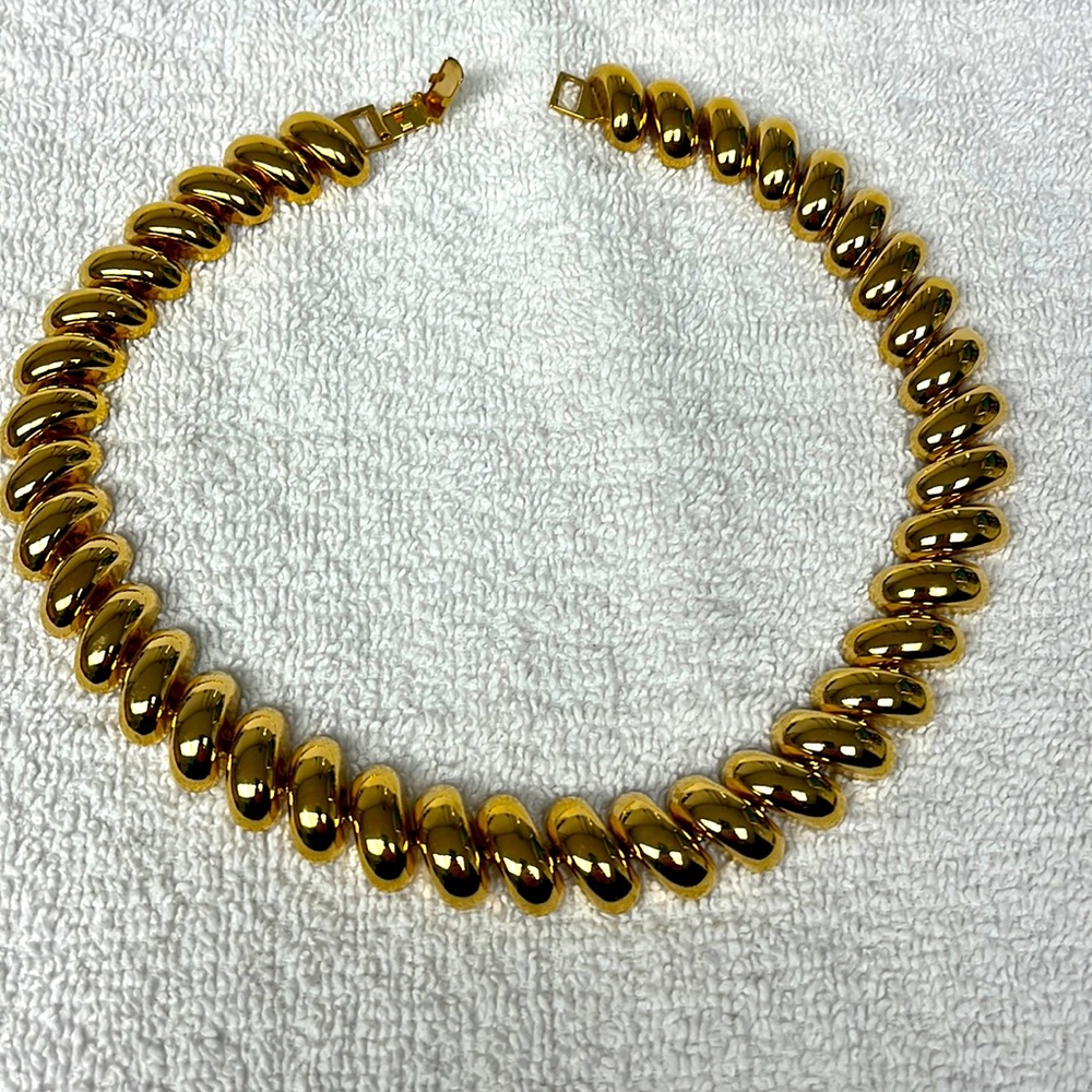 Vintage Napier Gold Tone Necklace